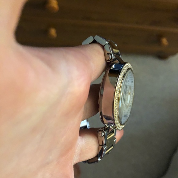 Michael Kors Watch - Picture 4 of 4